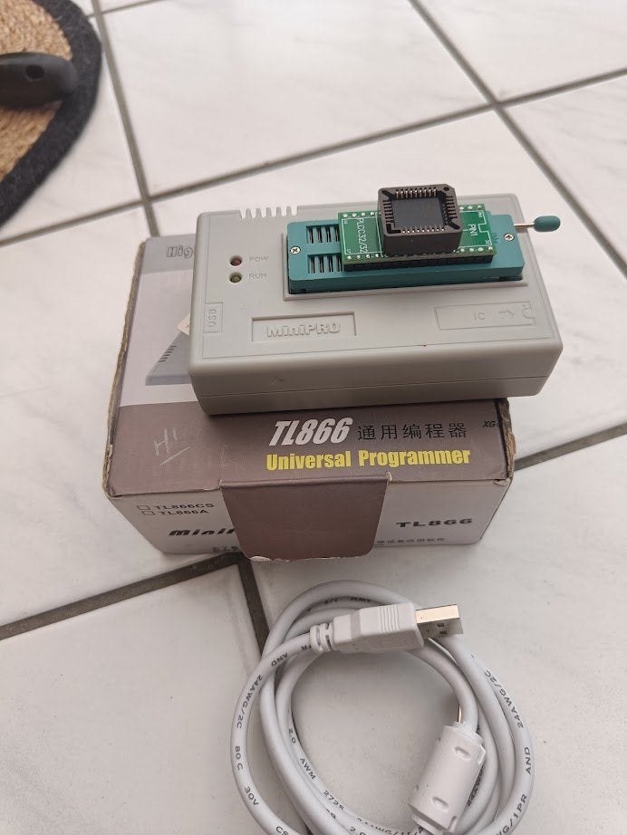 Programmeur Xgecu TL866CS, Enlèvement ou Envoi, Comme neuf