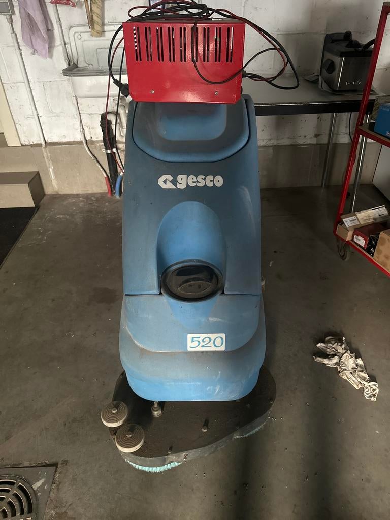 Reinigingsmachine/kuismachine, Ophalen, Gebruikt