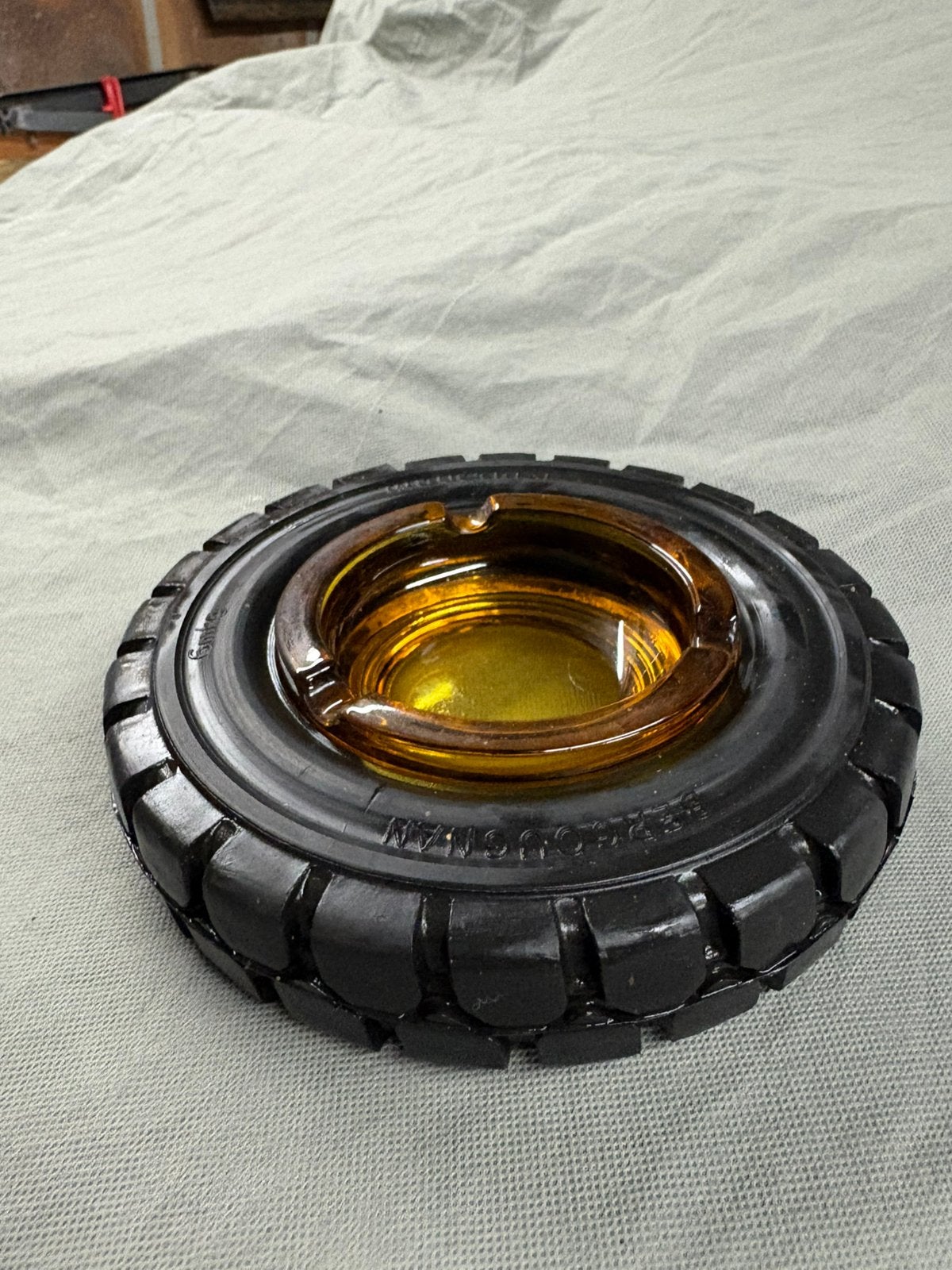 Pneu de voiture Vintage Ashtray, Antiquités & Art, Curiosités & Brocante, Enlèvement ou Envoi