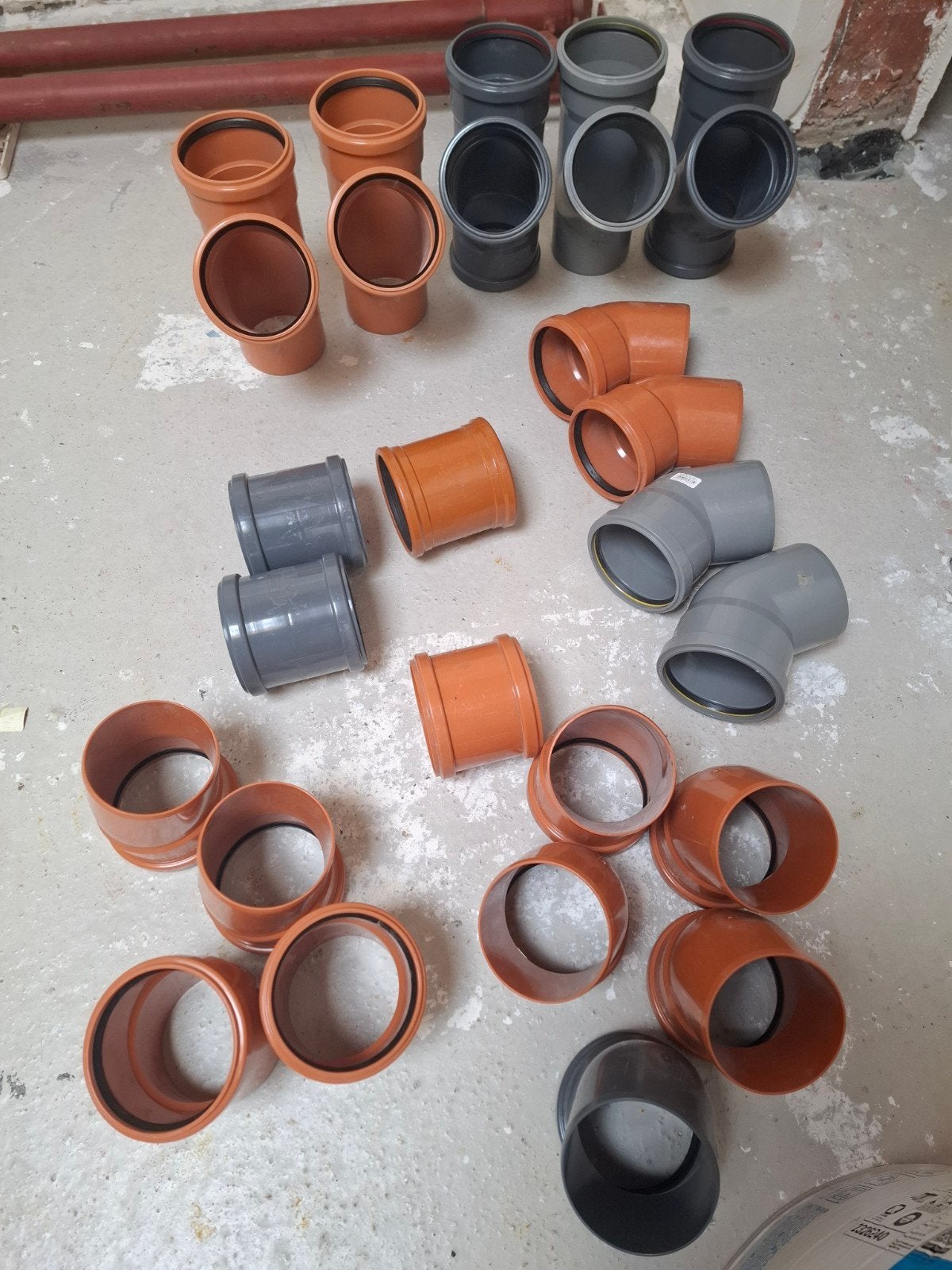 raccords de tuyauterie d'égout dia 110 à paroi épaisse 3,2 m, Neuf, 80 mm ou plus, PVC, Enlèvement