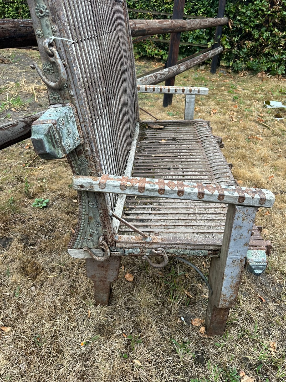 Antiek zware bank, Tuin en Terras, Tuinstoelen, Ophalen, Zo goed als nieuw, Metaal