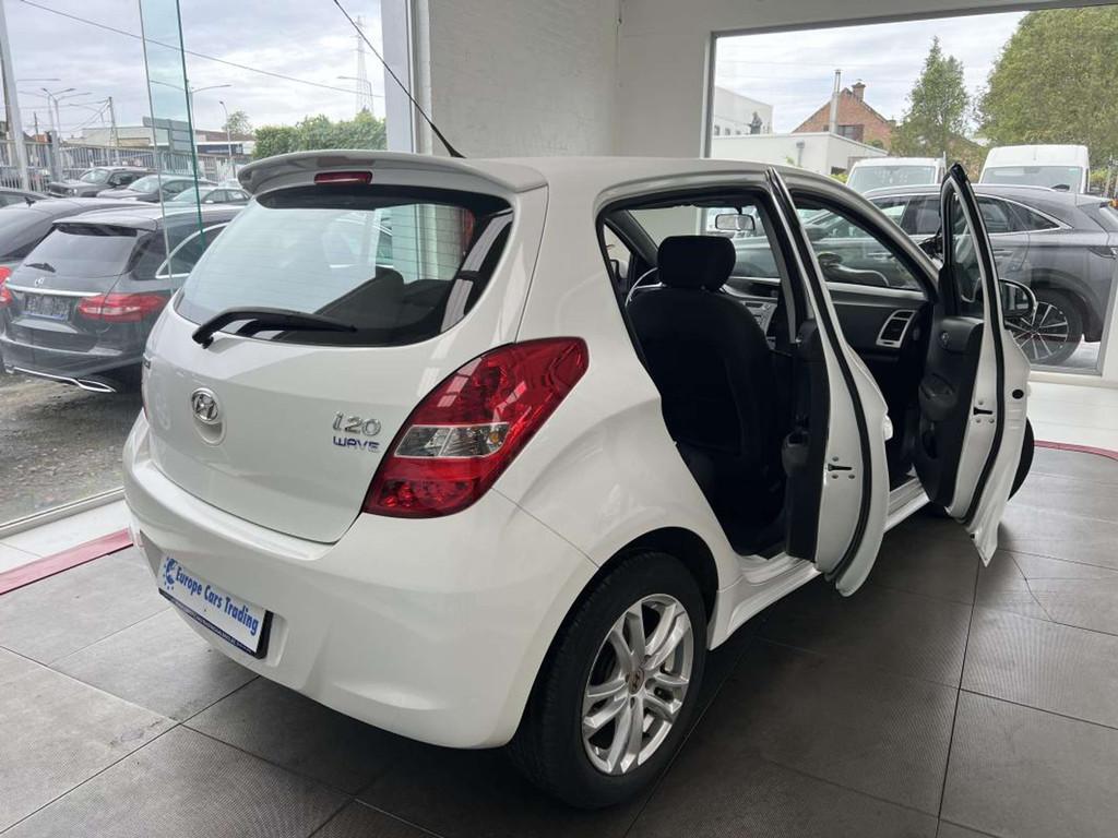 Hyundai i20 1.4 CRDI 90CH MOTEUR À CHAINE GAR 12M, Achat, 90 ch, Entreprise, Boîte manuelle