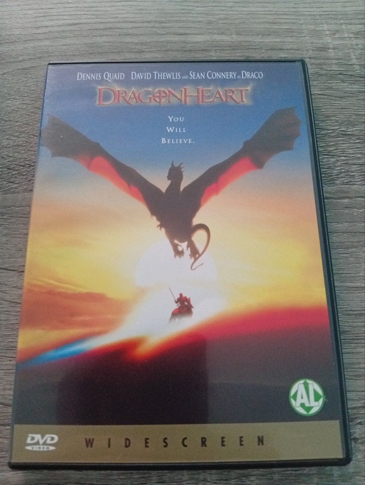DVD d'aventure Dragonheart Sean Connery, Enlèvement ou Envoi, Tous les âges, Allemand, Comprend un livret