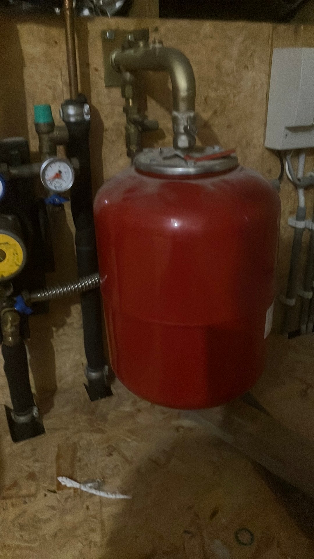 Expansievat, Doe-het-zelf en Bouw, Ophalen, Zo goed als nieuw