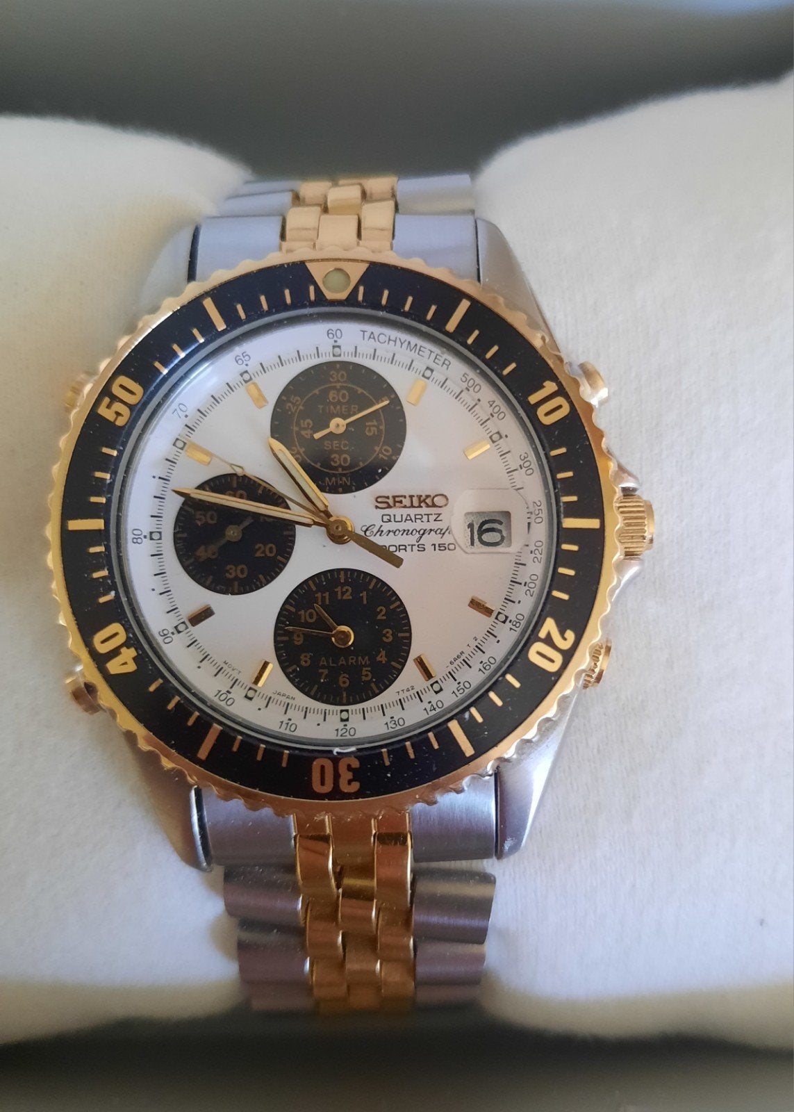 Seiko sports 150 quartz watch. Zie text in beschrijving., Bijoux, Sacs & Beauté, Montre-bracelet, Seiko, Enlèvement, Acier