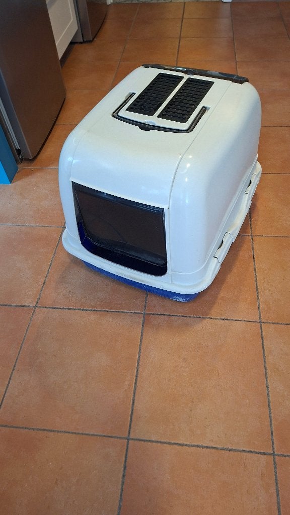 Toilette pour chat XXL avec couvercle, Animaux & Accessoires, Accessoires pour chats, Enlèvement, Utilisé