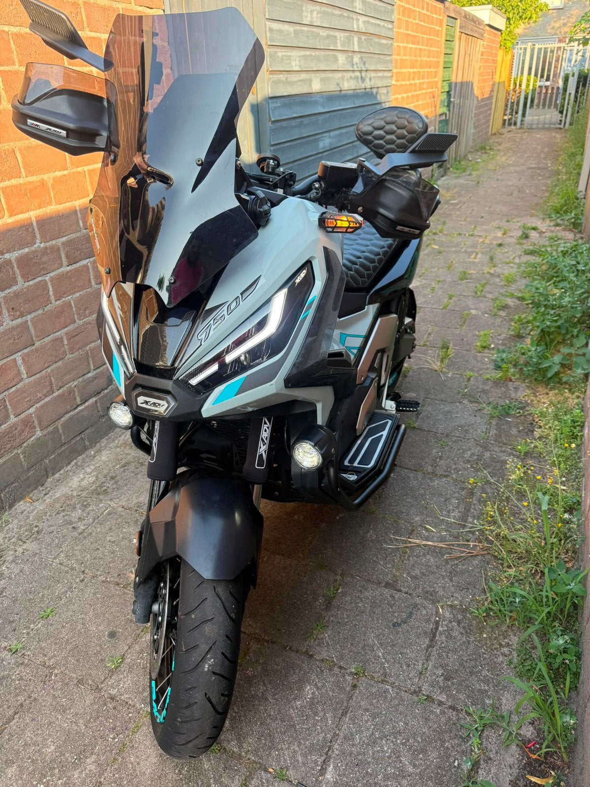 Honda X-adv 750 2024 full-option NL kenteken, Motoren, Motoren | Honda, Particulier, Toermotor, meer dan 35 kW, 2 cilinders, Minimaal motorrijbewijs A2