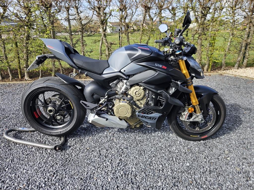 DUCATI Streetfighter V4S, Motoren, Motoren | Ducati, 4 cilinders, Meer dan 35 kW, Sport, Particulier