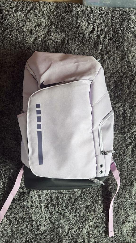 Sac à dos sport Nike Élite, Enlèvement