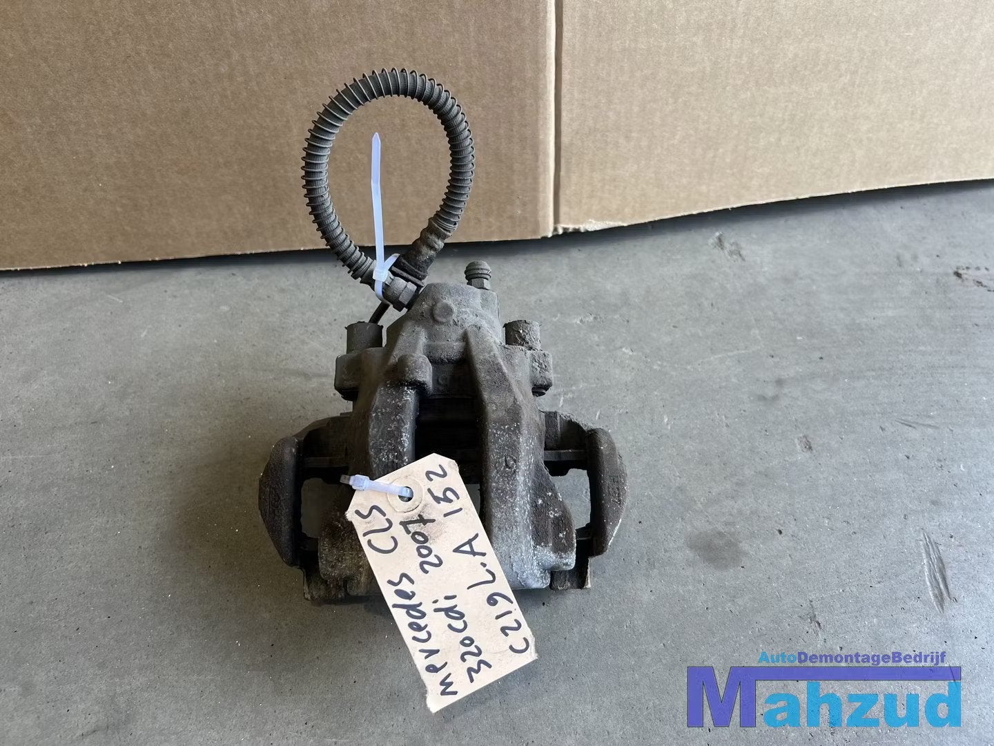 MERCEDES CLS C219 W211 LINKS ACHTER remklauw remtang, Mercedes-Benz AG, Mercedes-Benz, Utilisé, Mercedesstrasse 120
70372  Stuttgart, DE