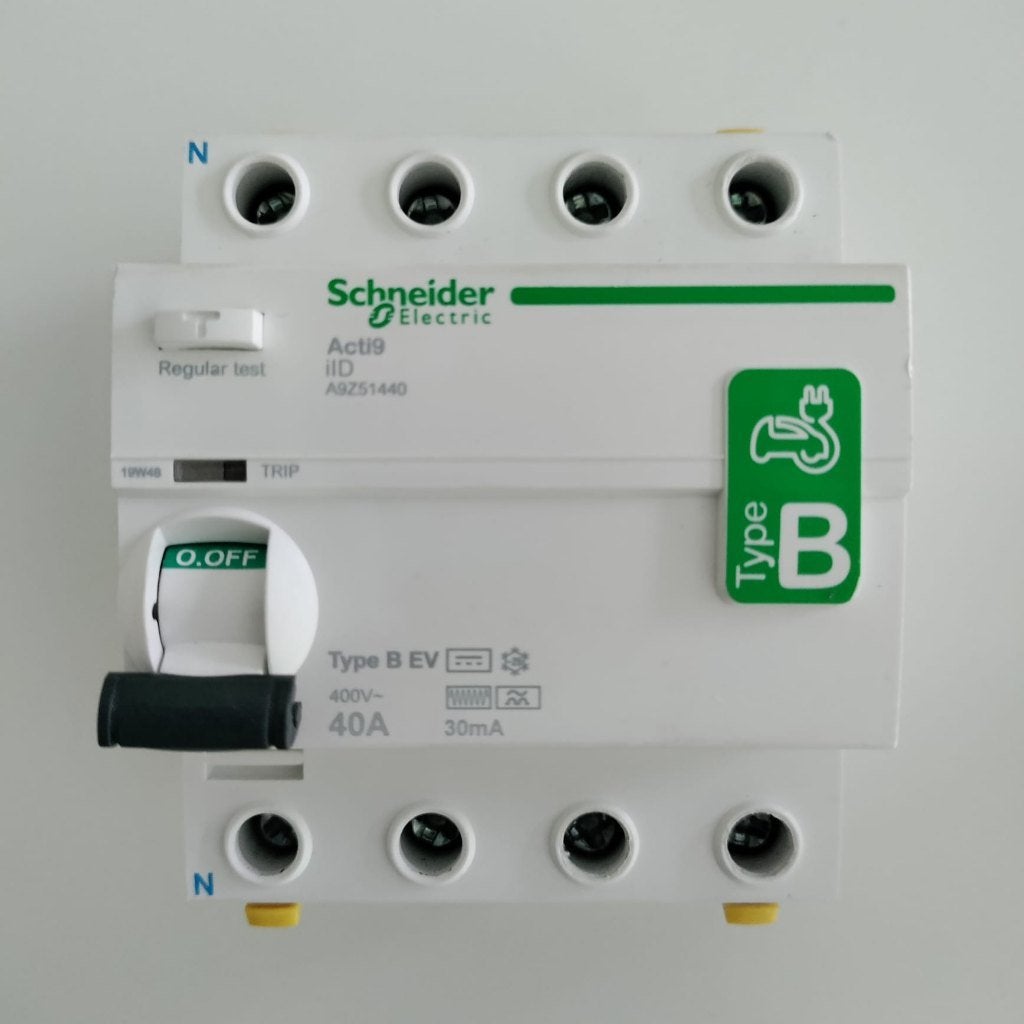 differentieel 40A/30mA type B, Ophalen of Verzenden, Zo goed als nieuw, Schneider Electric, Aardlekschakelaar