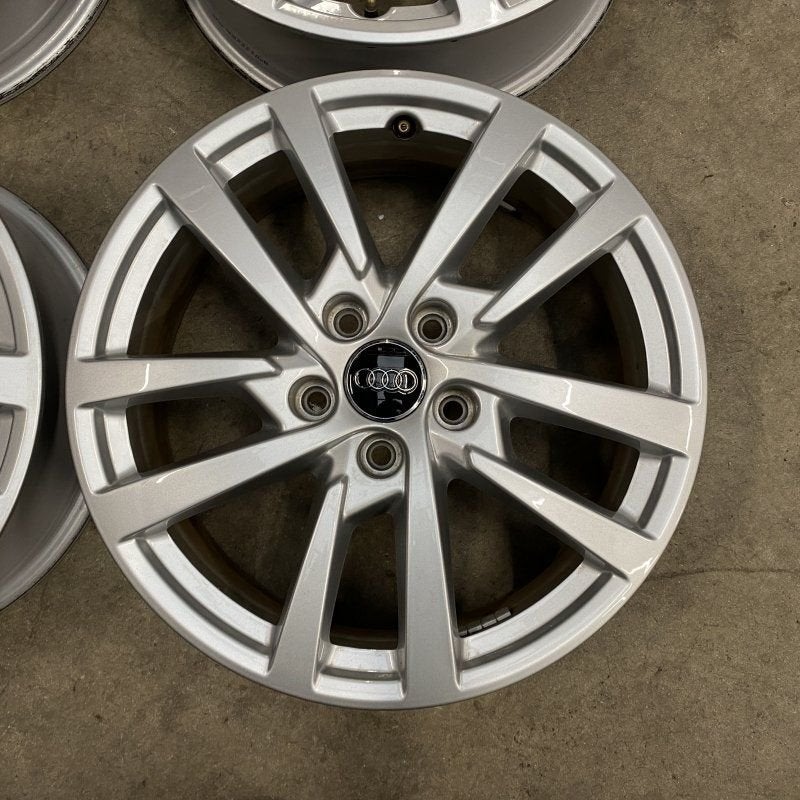 1 x 17 inch originele velgen Audi A3  8Y0601025H, -, Utilisé, -, -