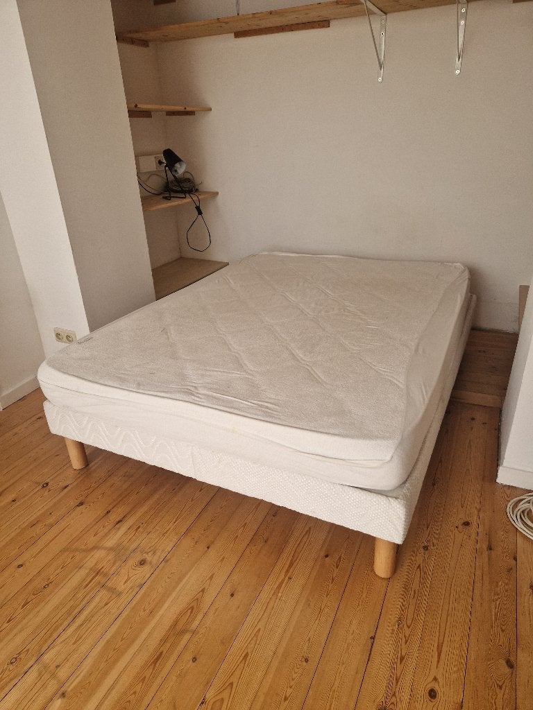 Lit (sommier + matelas), 140 cm, Enlèvement, Utilisé, 200 cm