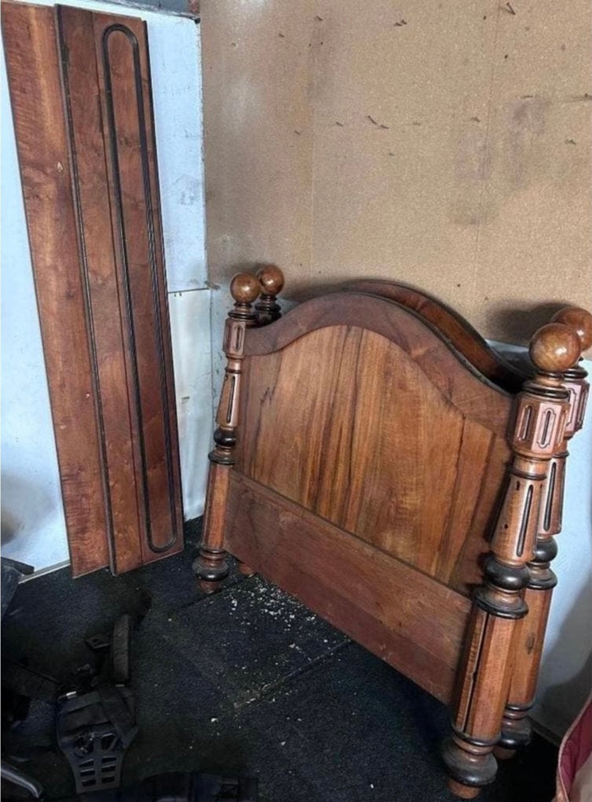 ANTIEK BED !! MOOI!! Afmetingen staan bij de foto’s vermeld!, Huis en Inrichting, Ophalen