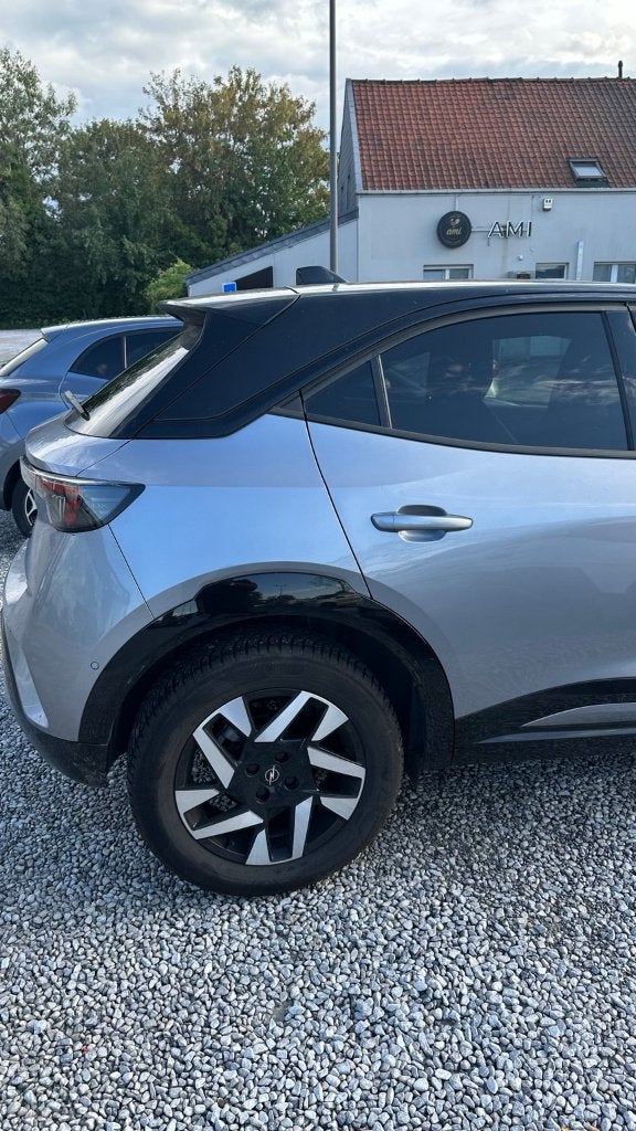 Opel Mokka GS 2025  Auto Essence 13 491 km Très équipé, Autos, Opel, Argent ou Gris, Achat, Euro 6, Noir