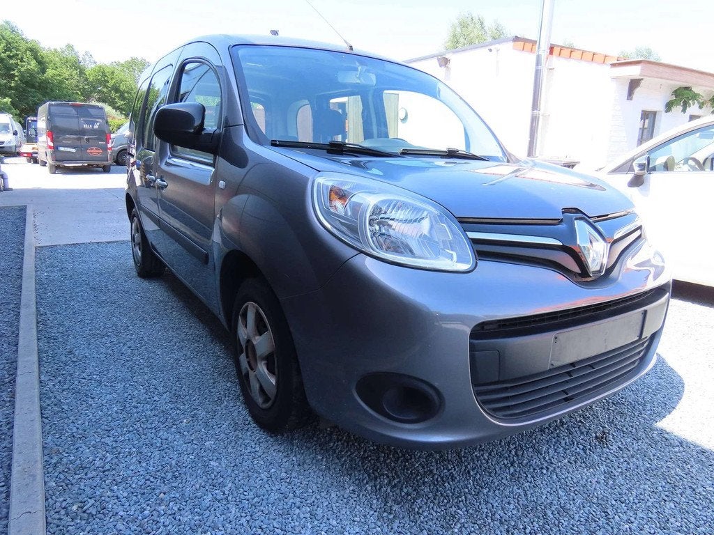 Renault Kangoo Kangoo 1.2 TCe Limited, 1197 cm³, Argent ou Gris, Entreprise, Boîte manuelle