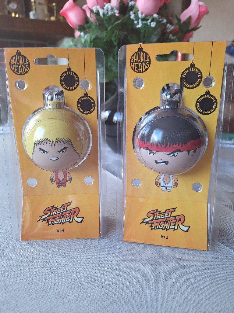 2 kerstballen streetfighter, Divers, Enlèvement ou Envoi
