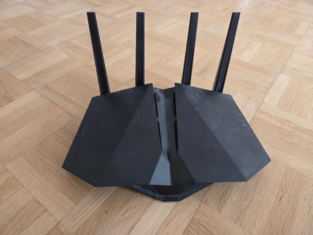 3 Routers Asus rt-ax82u, Computers en Software, Ophalen, Zo goed als nieuw, Router, ASUS
