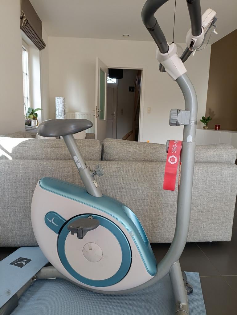 Hometrainer, Sport en Fitness, Fitnessapparatuur, Ophalen, Hometrainer