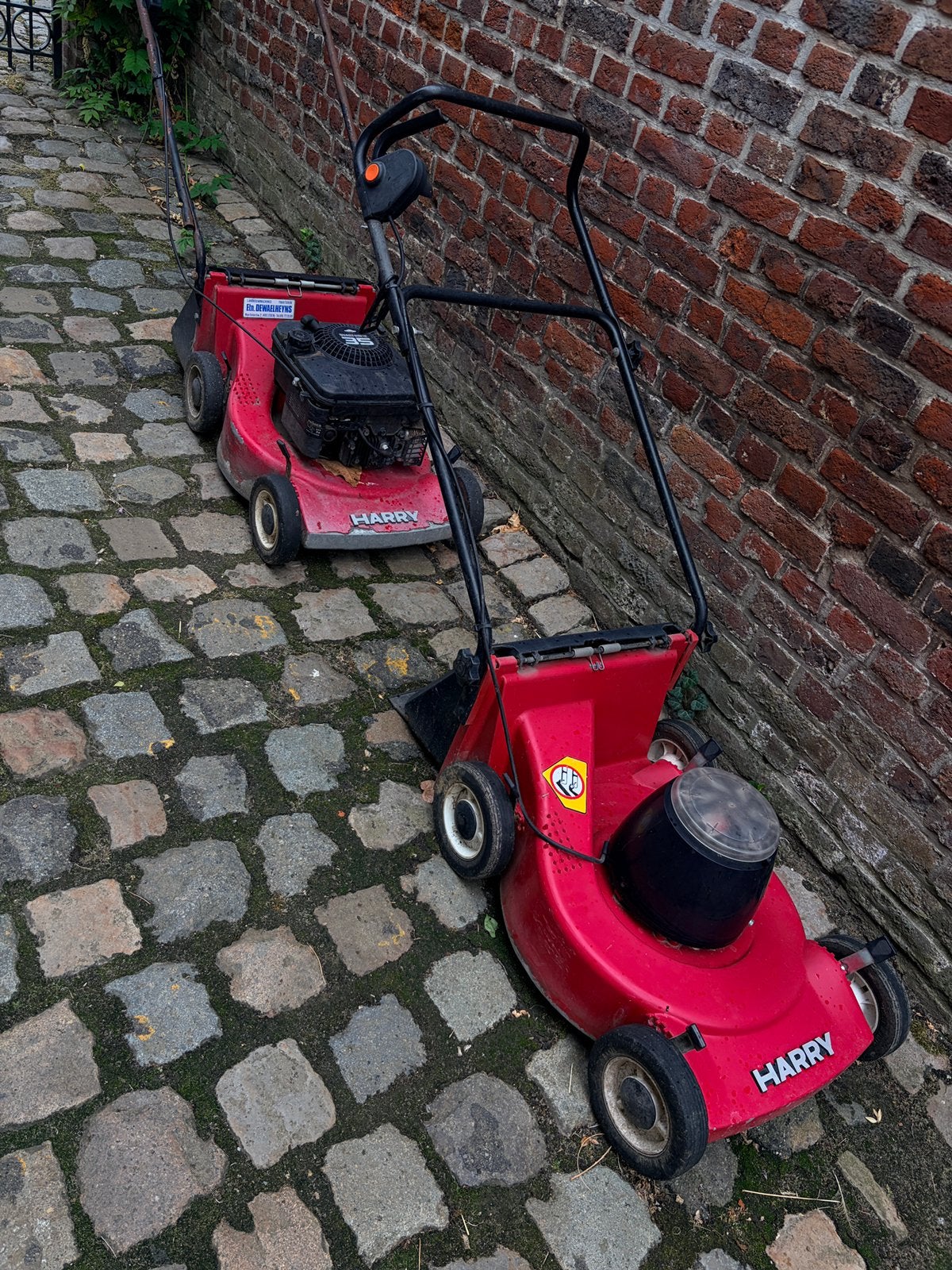 2 grasmaaiers, Tuin en Terras, Ophalen, Gebruikt