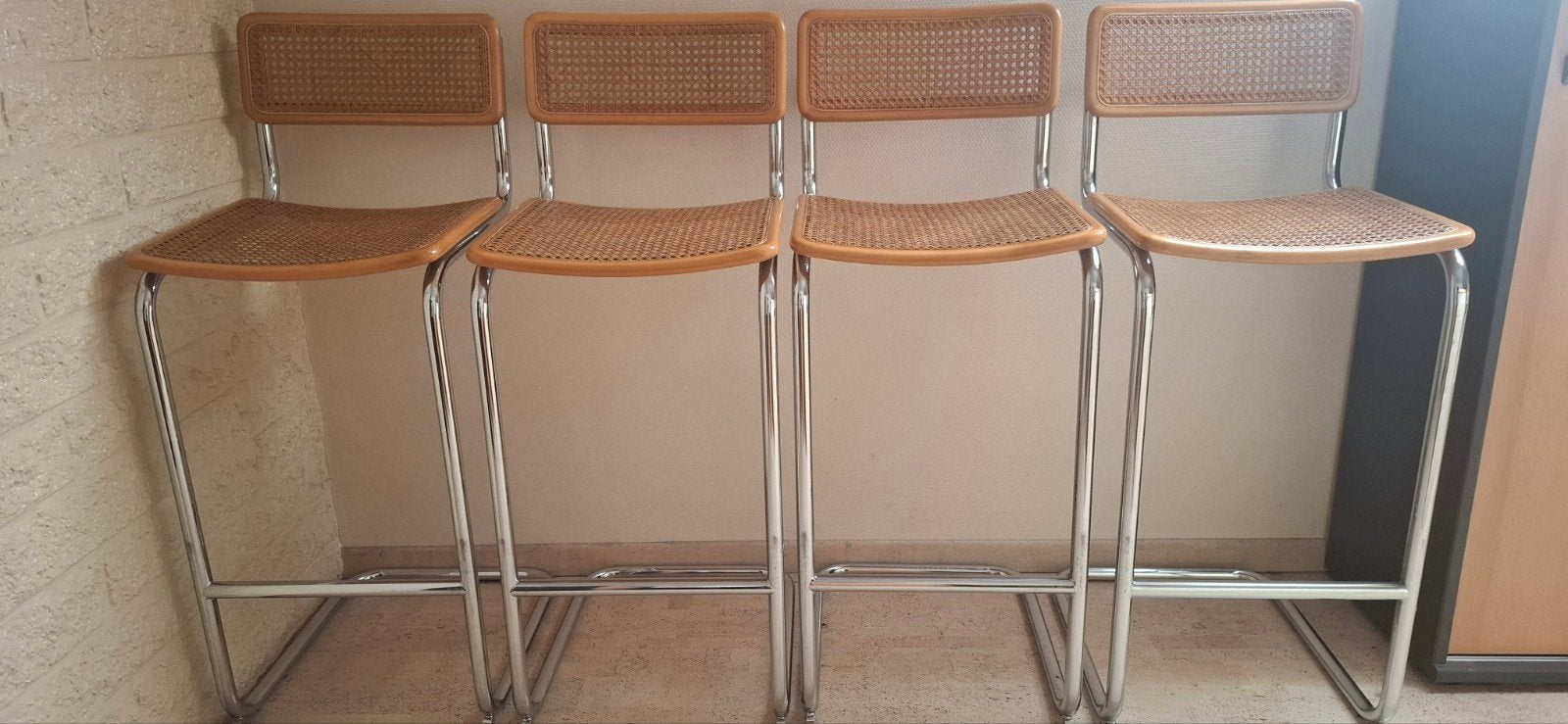 Cidue Cesca barstoelen (4) ontwerp Marcel Breuer, Huis en Inrichting, Stoelen, Ophalen