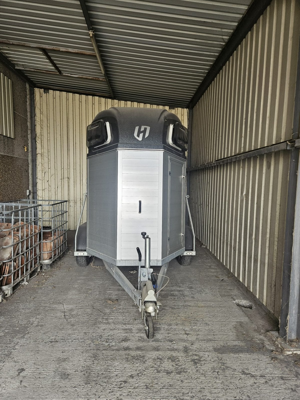 Paardenremorque, Ophalen, Zo goed als nieuw