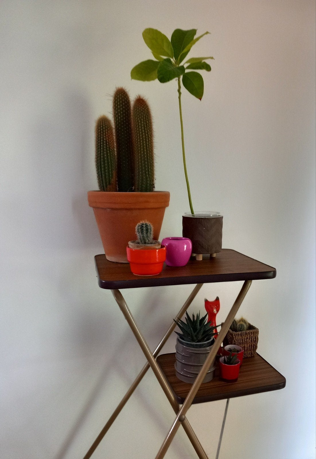 Projectietafel / bijzettafel -> 35€, Ophalen, Vintage, Zo goed als nieuw, Overige houtsoorten