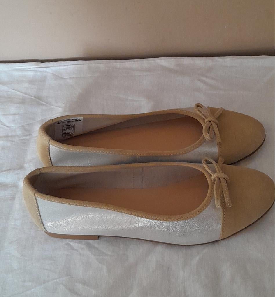 Prachtige leren ballerina's 39 nieuw., Ophalen of Verzenden, Nieuw, Ballerina's