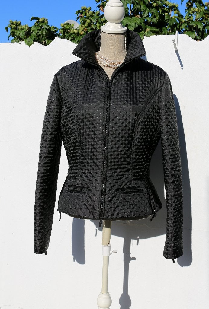 Prachtige zwarte jas Emporio Armani T44, Kleding | Dames, Jassen | Winter, Zwart, Maat 42/44 (L), Nieuw, Ophalen of Verzenden