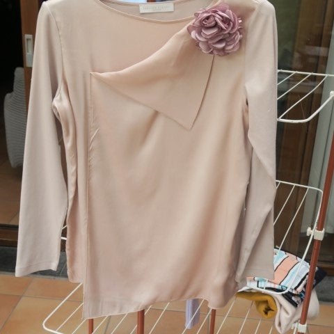 Blouse zijde beige roze Fabiana Filippi mt 38 (it 42), Vêtements | Femmes, Blouses & Tuniques, Neuf, Taille 38/40 (M), Enlèvement ou Envoi