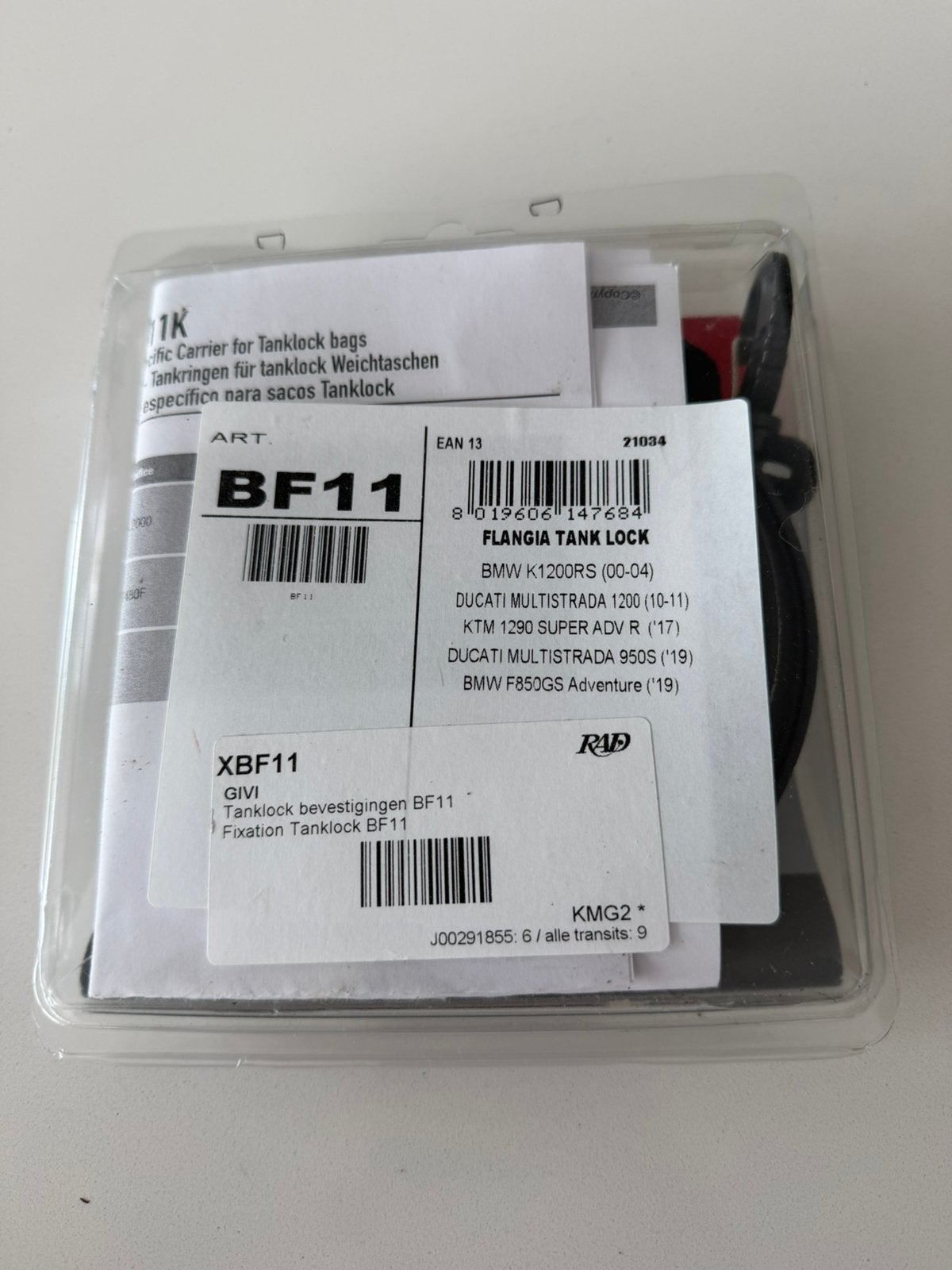 Bride de fixation Givi Tanklock BF11, Motos, Enlèvement, Utilisé
