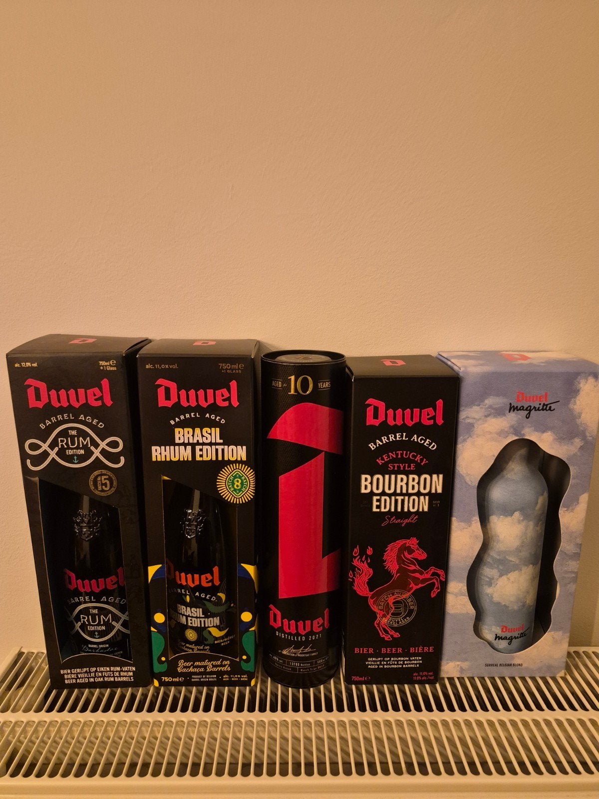 Duvel - Barrel Aged/Whiskey/Magritte, Verzamelen, Ophalen of Verzenden, Zo goed als nieuw, Flesje(s), Duvel