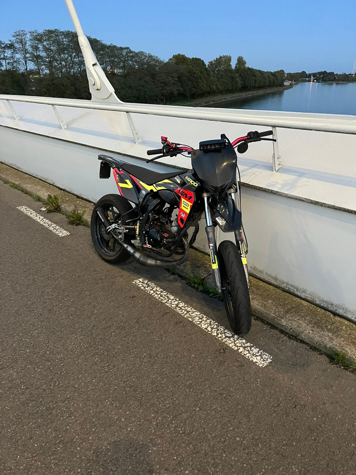 Sherco sm 50 cc, Ophalen, Zo goed als nieuw