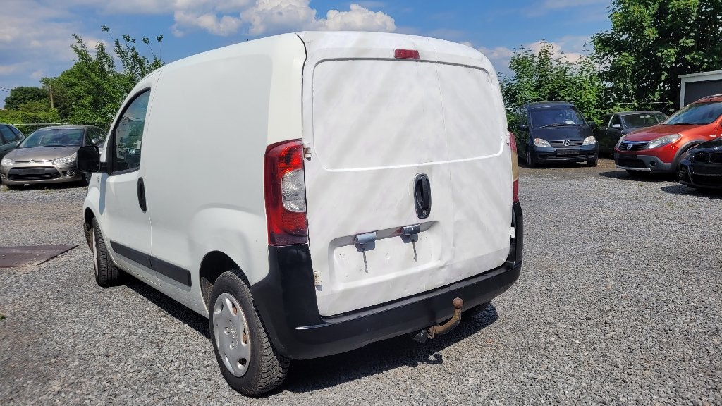 fiat fiorino 1.3jtd GEKEURD AIRCO TREKHAAK BTW WAGEN 2010, Auto's, Voorwielaandrijving, Stof, 4 cilinders, Wit