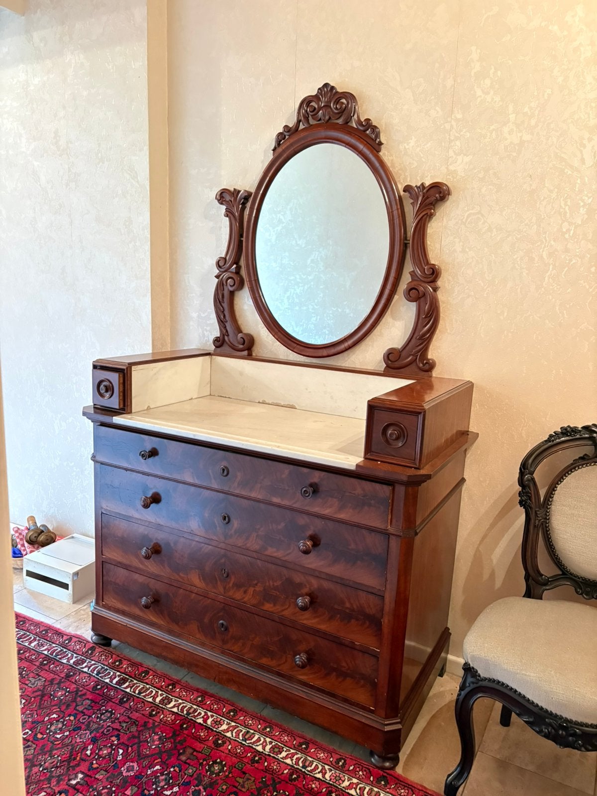 Antieke commode met spiegel en marmeren blad, Ophalen