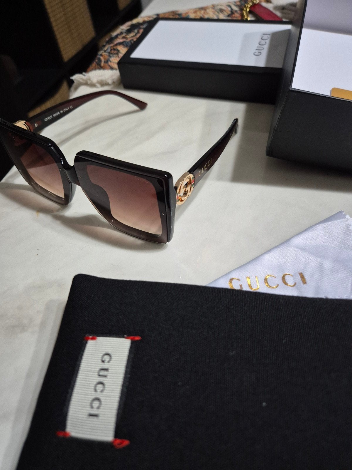 lunette de soleil pour femme Gucci, Handtassen en Accessoires, Zonnebrillen en Brillen | Heren, Ophalen, Nieuw, Zonnebril, Overige merken