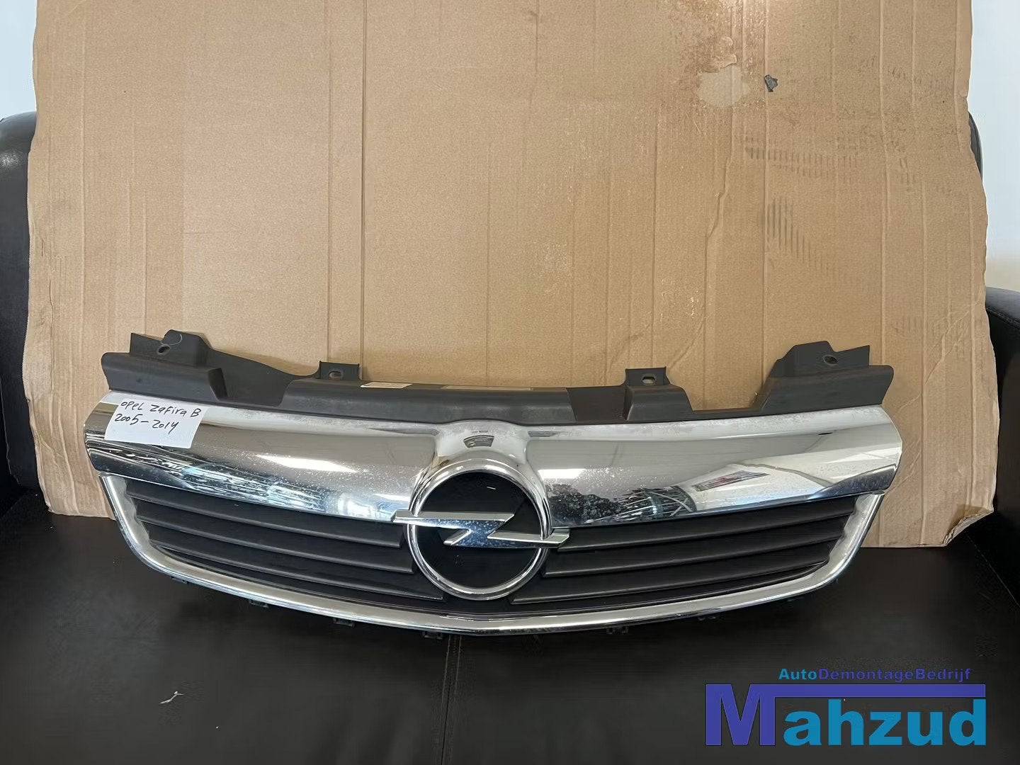 OPEL ZAFIRA B Grille 2004-2010, Opel Automobile GmbH, Opel, Bahnhofsplatz 1
65423  Russelsheim am Main, DE, Kontakt@opel-infoservice.de