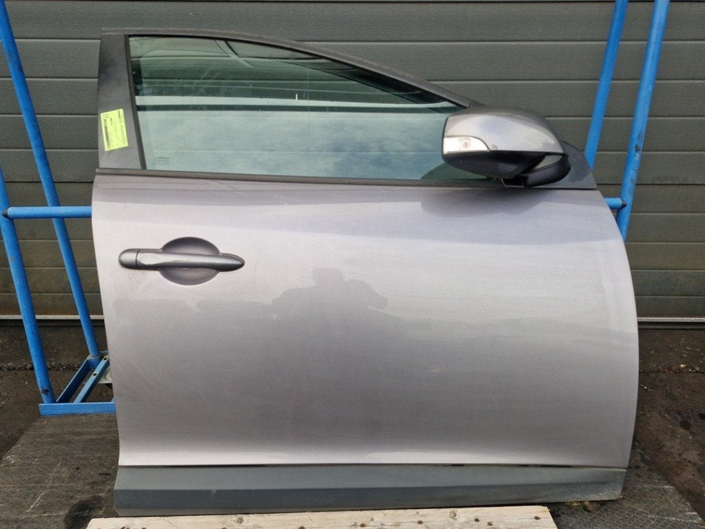 PORTE AVANT DROITE Renault Megane III Grandtour (KZ), Renault, Utilisé, Peter-Huppertz-Straße 5
51063  Köln, DE, Porte