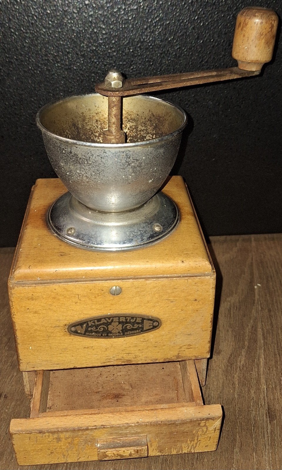Antieke Belgische VE Klavertje koffiemolen – origineel – ca., Antiek en Kunst, Antiek | Keukengerei, Ophalen