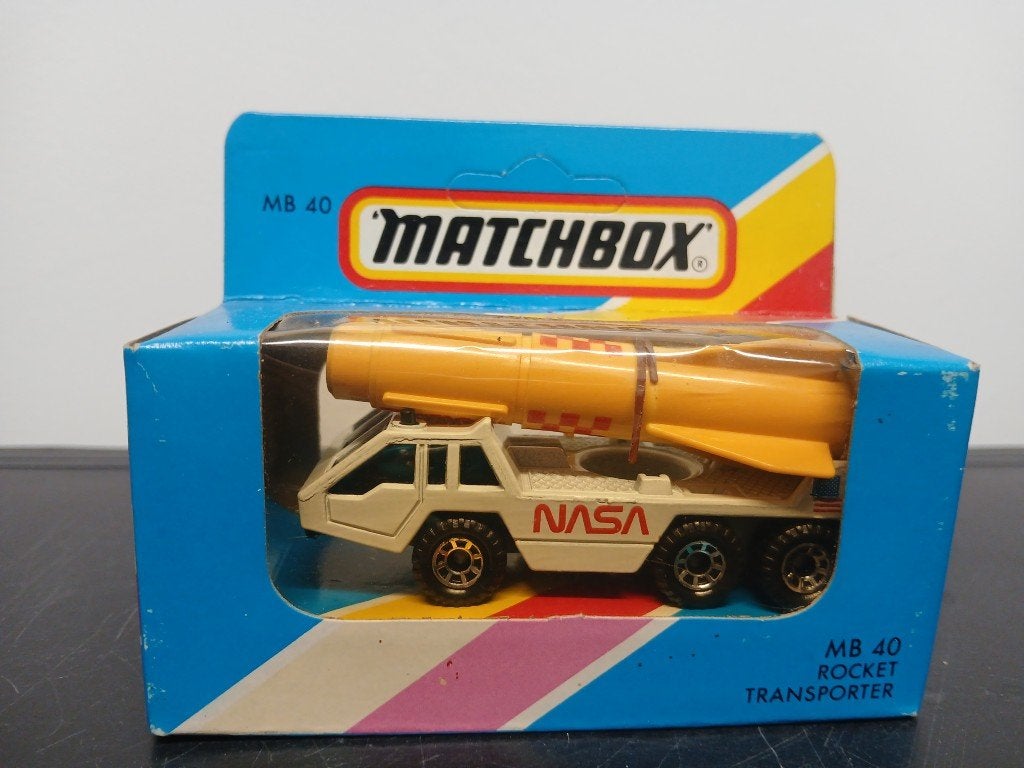 MINIATURE VOITURE MATCHBOX MB40 ROCKET TRANSPORT, Enlèvement ou Envoi, Comme neuf, Voiture, Matchbox