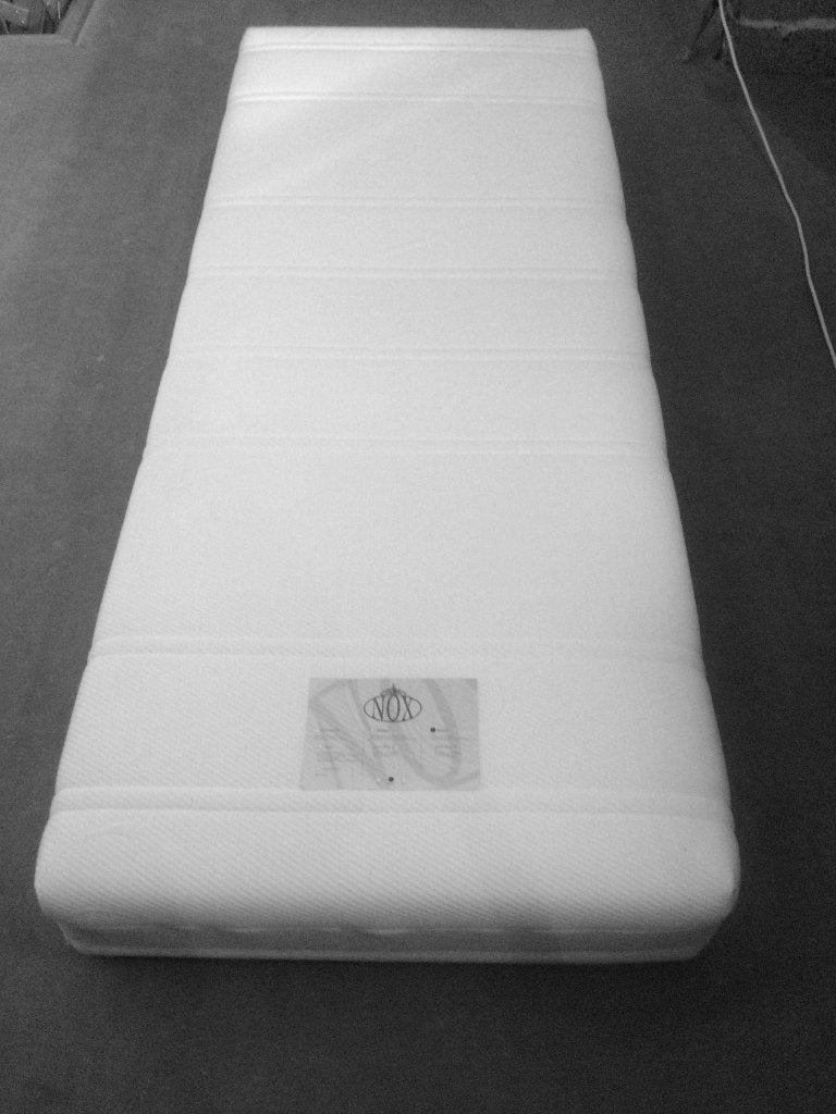 2 matrassen NOX, Maison & Meubles, Matelas, 200 cm, Une personne, Comme neuf