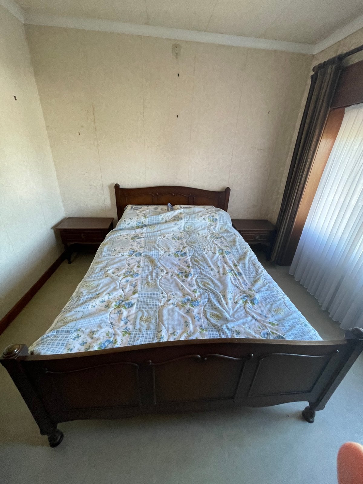 Bed + 2 nachtkastjes, Huis en Inrichting, Slaapkamer | Bedden, Ophalen, Gebruikt, 140 cm, Twijfelaar