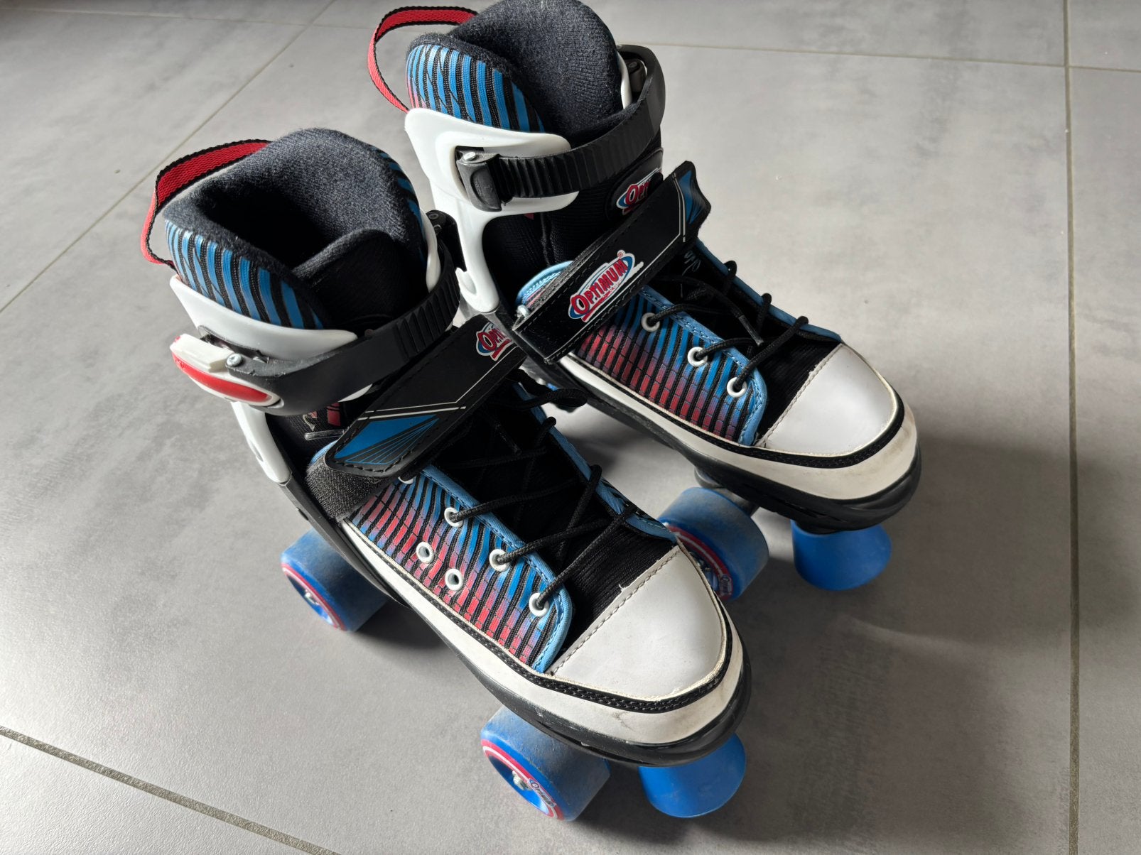 Patins à roulettes dreamland 36-39, Sport en Fitness, Overige merken, Ophalen of Verzenden, Wielen of Lagers, Dames