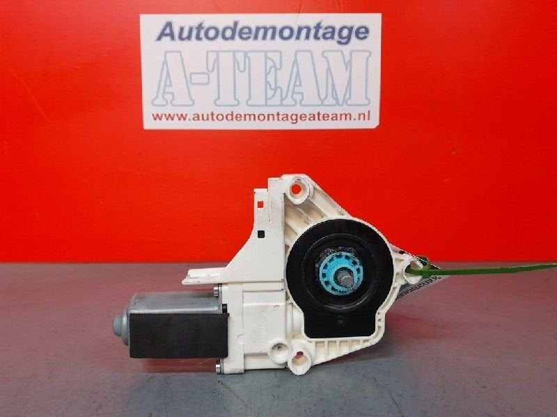 MOTEUR LEVE VITRE ELECTRIQUE Audi A5 Quattro (B8C / S), Brose SE, Audi, Info@brose.com, Utilisé