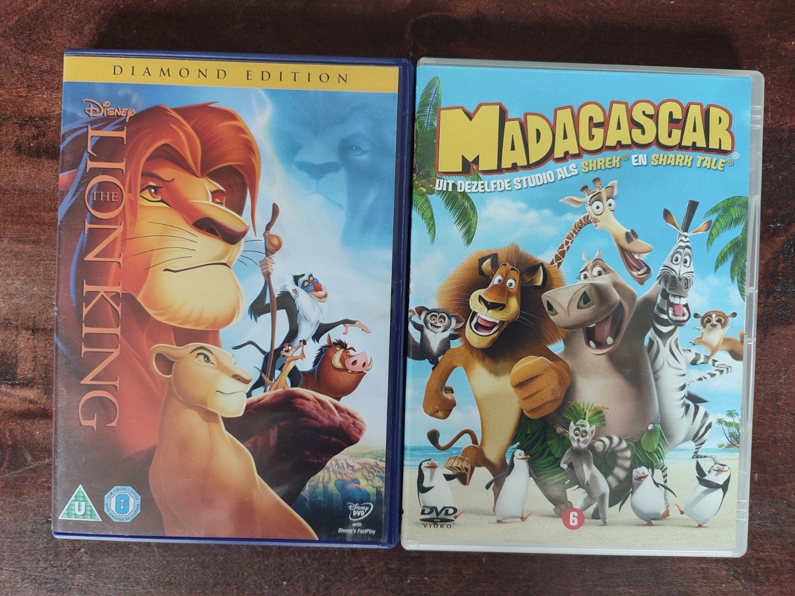 2x DVD : THE LION KING + MADAGASCAR (nederlands ondertiteld), Cd's en Dvd's, Cd's | Kinderen en Jeugd, Ophalen of Verzenden