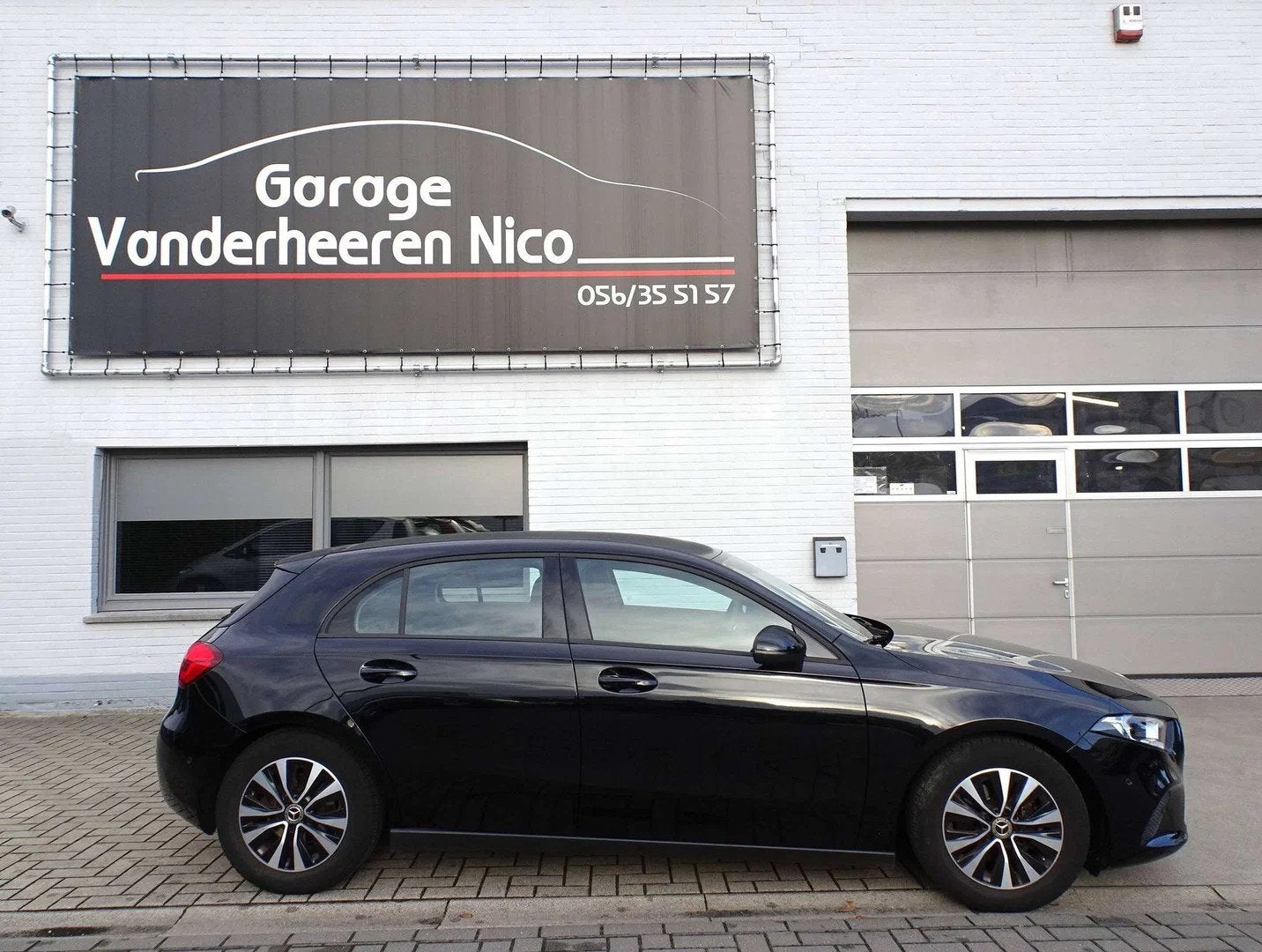 Mercedes-Benz A-CLASS 180 Business Solution WIDESCREEEN,CAME, Auto's, 100 kW, Stof, Gebruikt, 4 cilinders