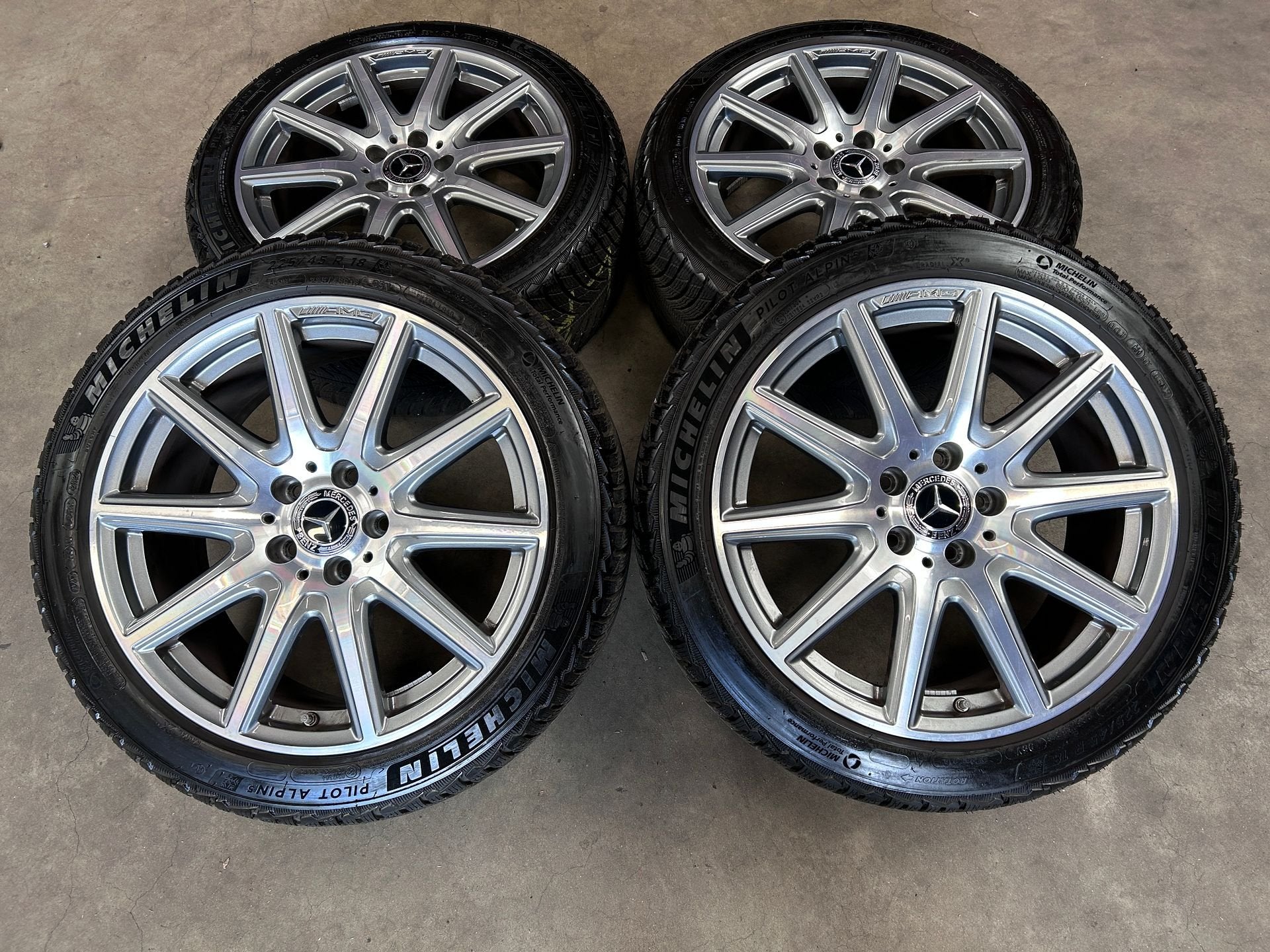 18 inch originele AMG velgen + winterbanden Mercedes A45 AMG, Auto-onderdelen, 18 inch, Gebruikt, -, -