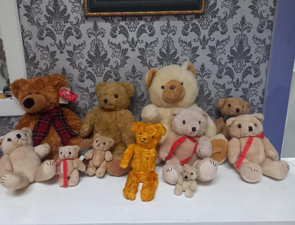 11 beertjes waaronder Russ bear e.a., Verzamelen, Beren en Cherished Teddies, Ophalen of Verzenden