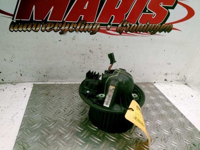 Moteur de ventilation chauffage d'un BMW 1-Serie, -, -, 3 mois de garantie, Utilisé