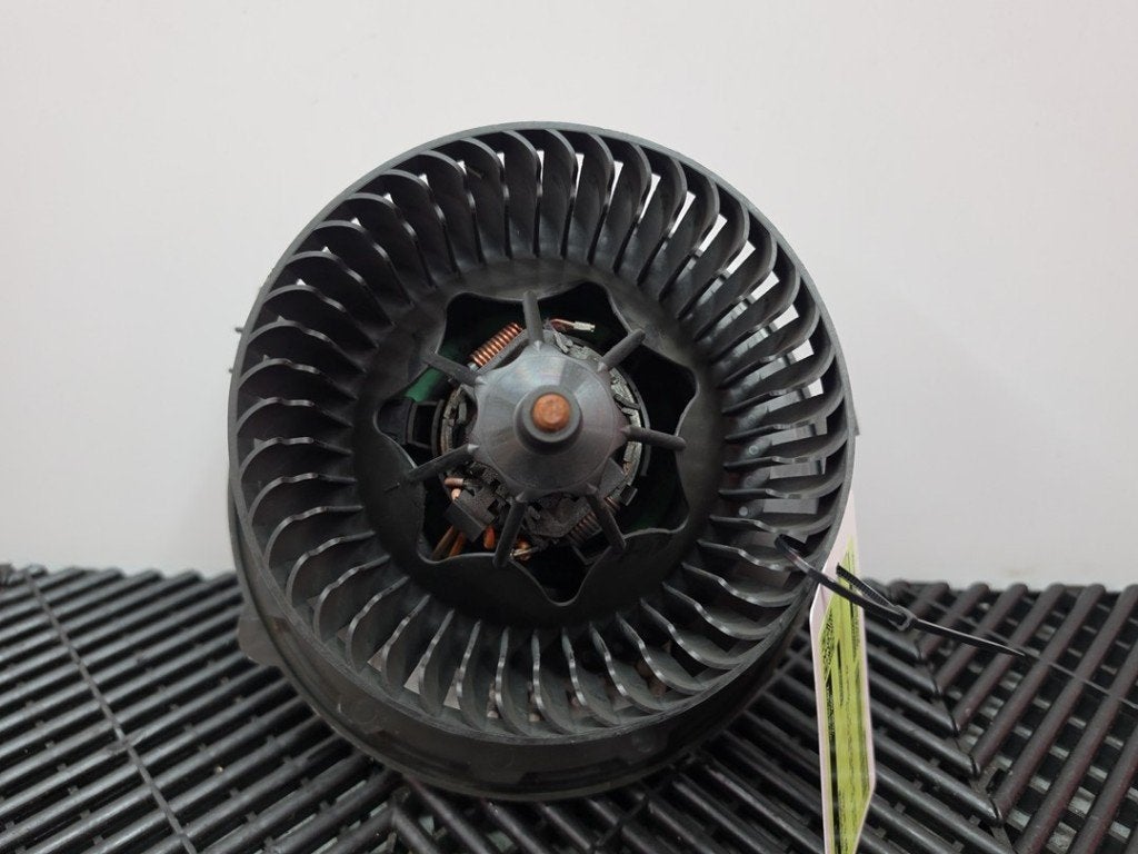 VENTILATEUR RADIATEUR MOTEUR Volkswagen Golf VII (AUA), Volkswagen, Volkswagen AG, Utilisé, Kundenbetreuung@volkswagen.de